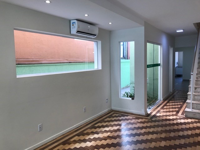 Casa à venda com 3 quartos, 177m² - Foto 21