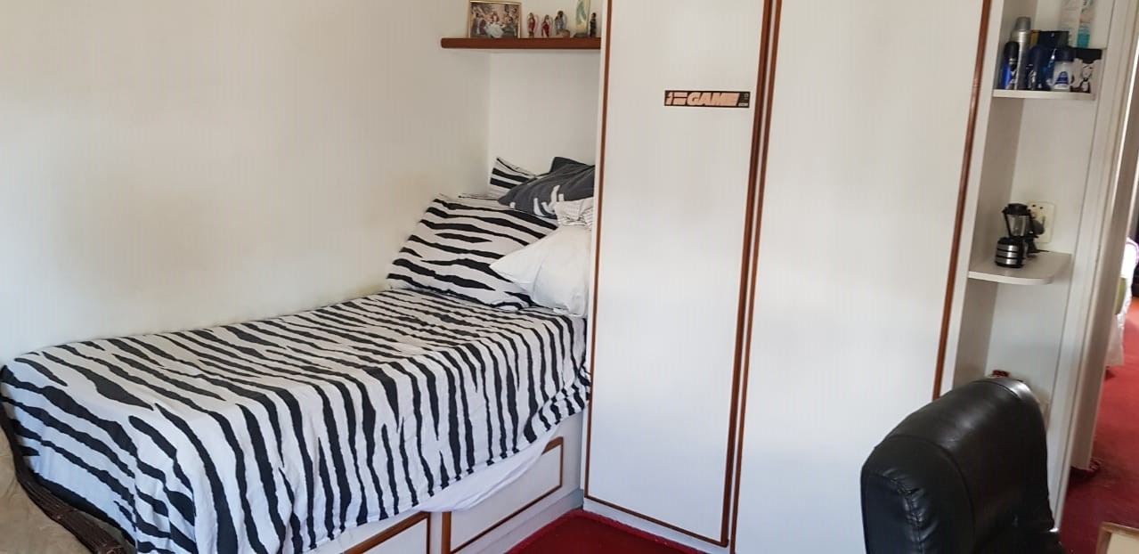 Apartamento à venda com 3 quartos, 149m² - Foto 3