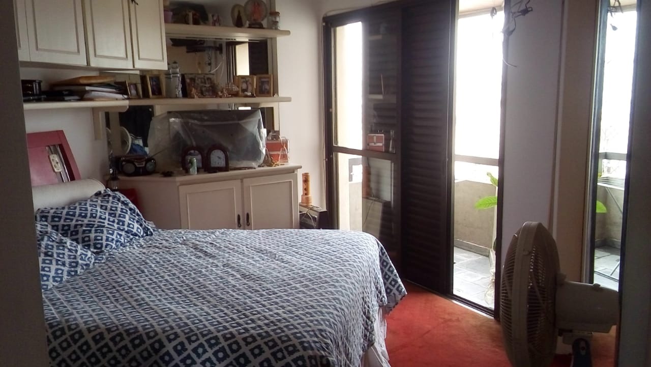 Apartamento à venda com 3 quartos, 149m² - Foto 35