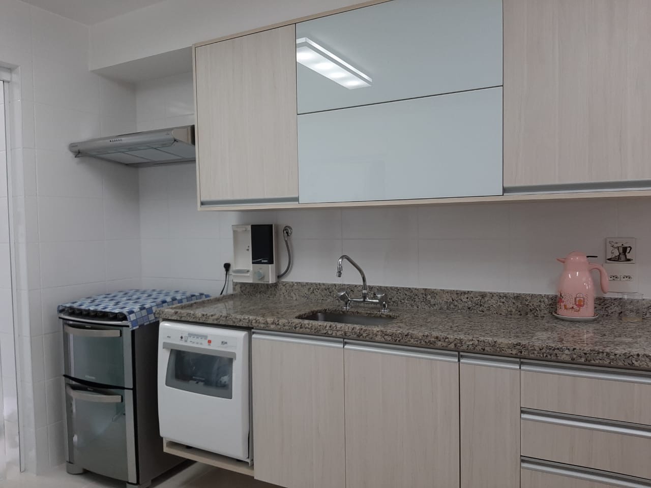 Apartamento à venda com 4 quartos, 143m² - Foto 3