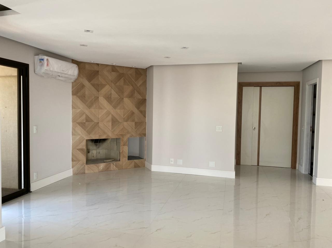 Apartamento à venda com 4 quartos, 342m² - Foto 3