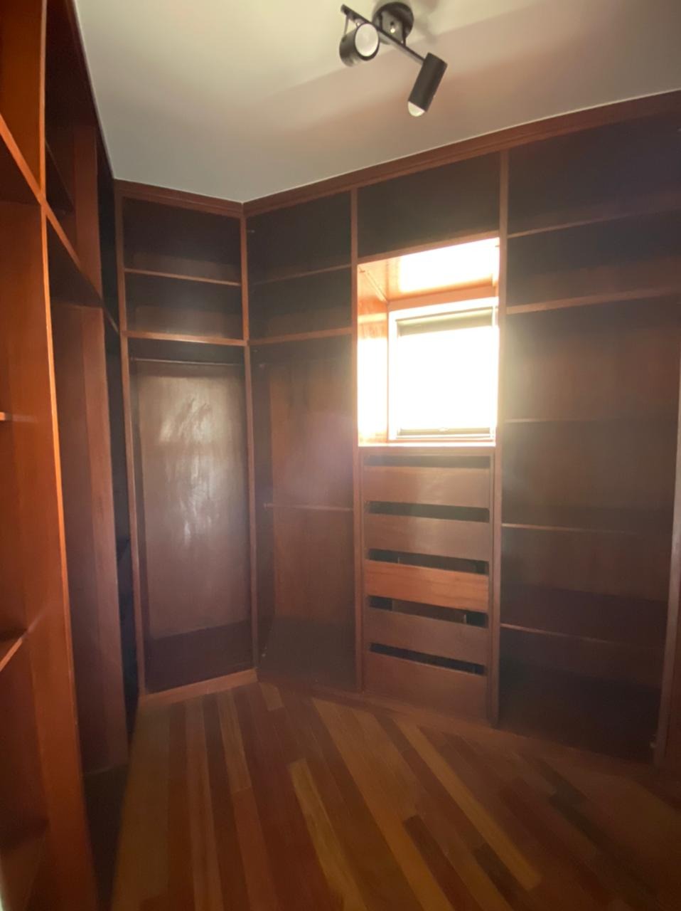 Apartamento à venda com 4 quartos, 342m² - Foto 20