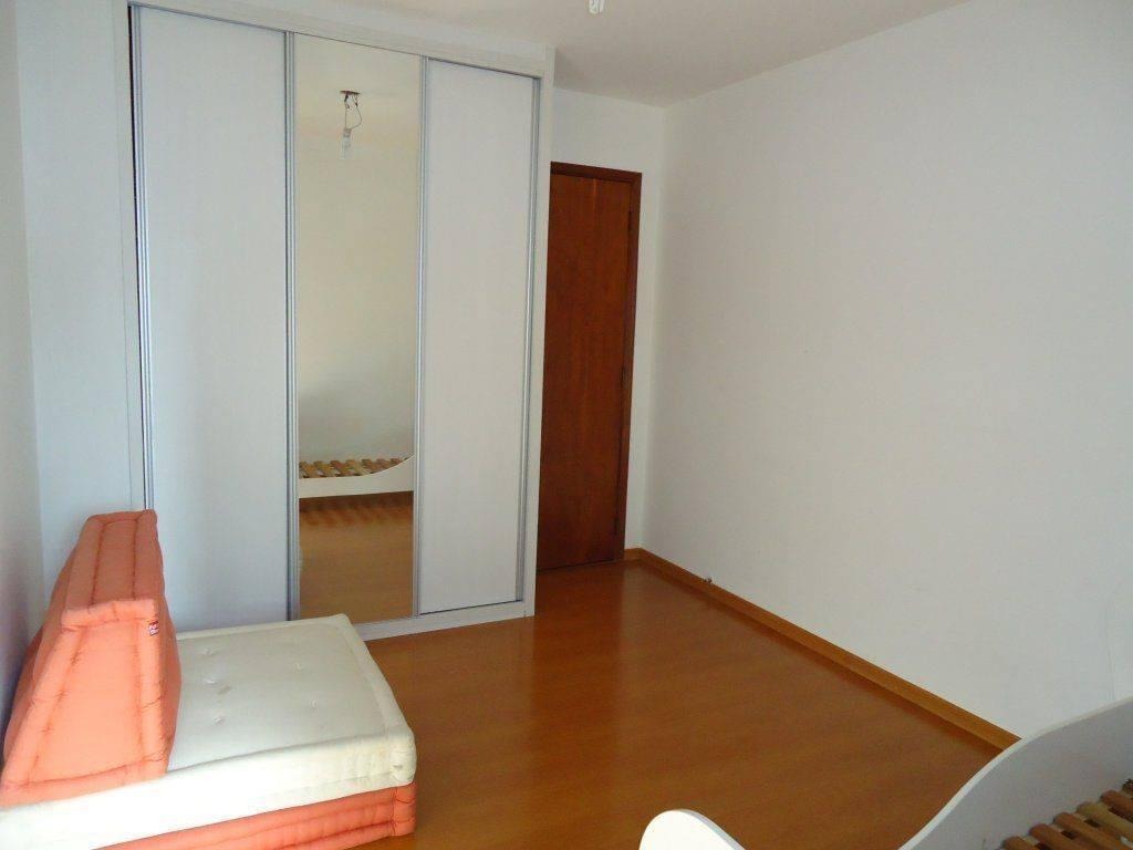 Apartamento à venda com 3 quartos, 129m² - Foto 8