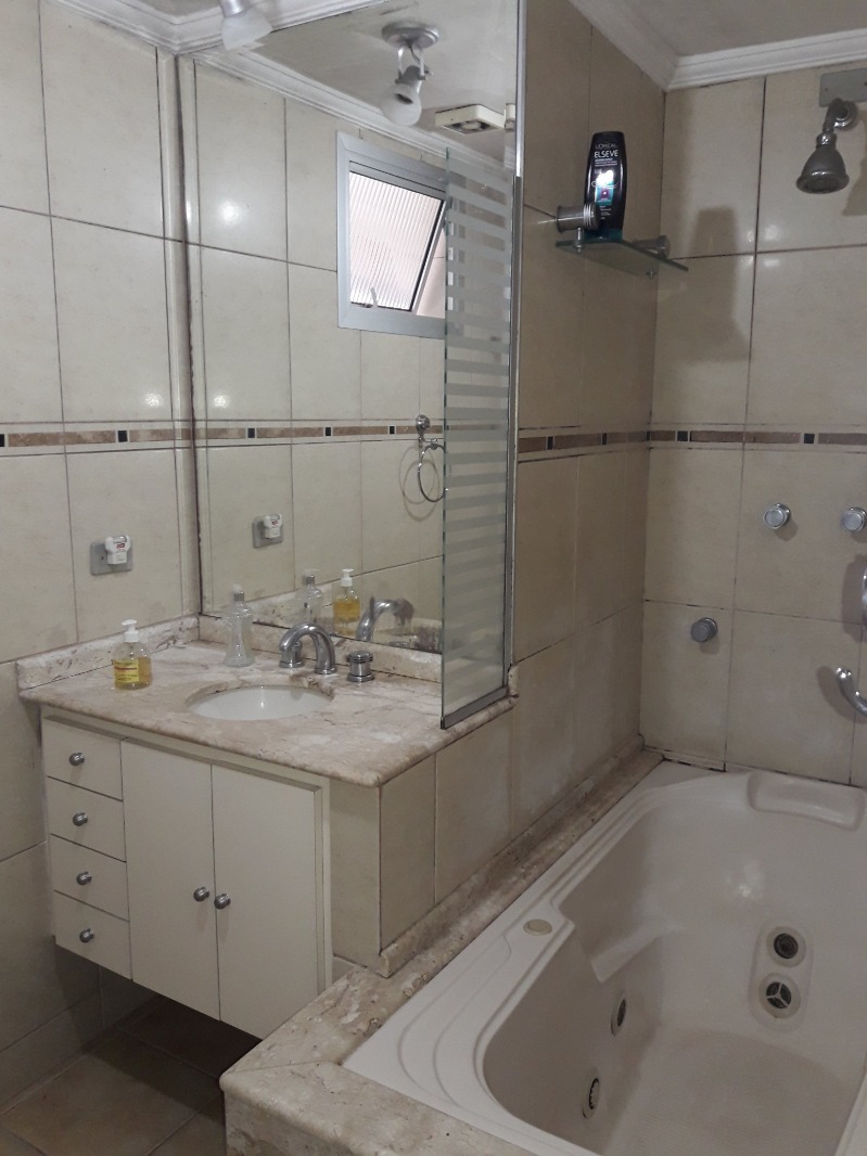 Apartamento à venda com 3 quartos, 118m² - Foto 2