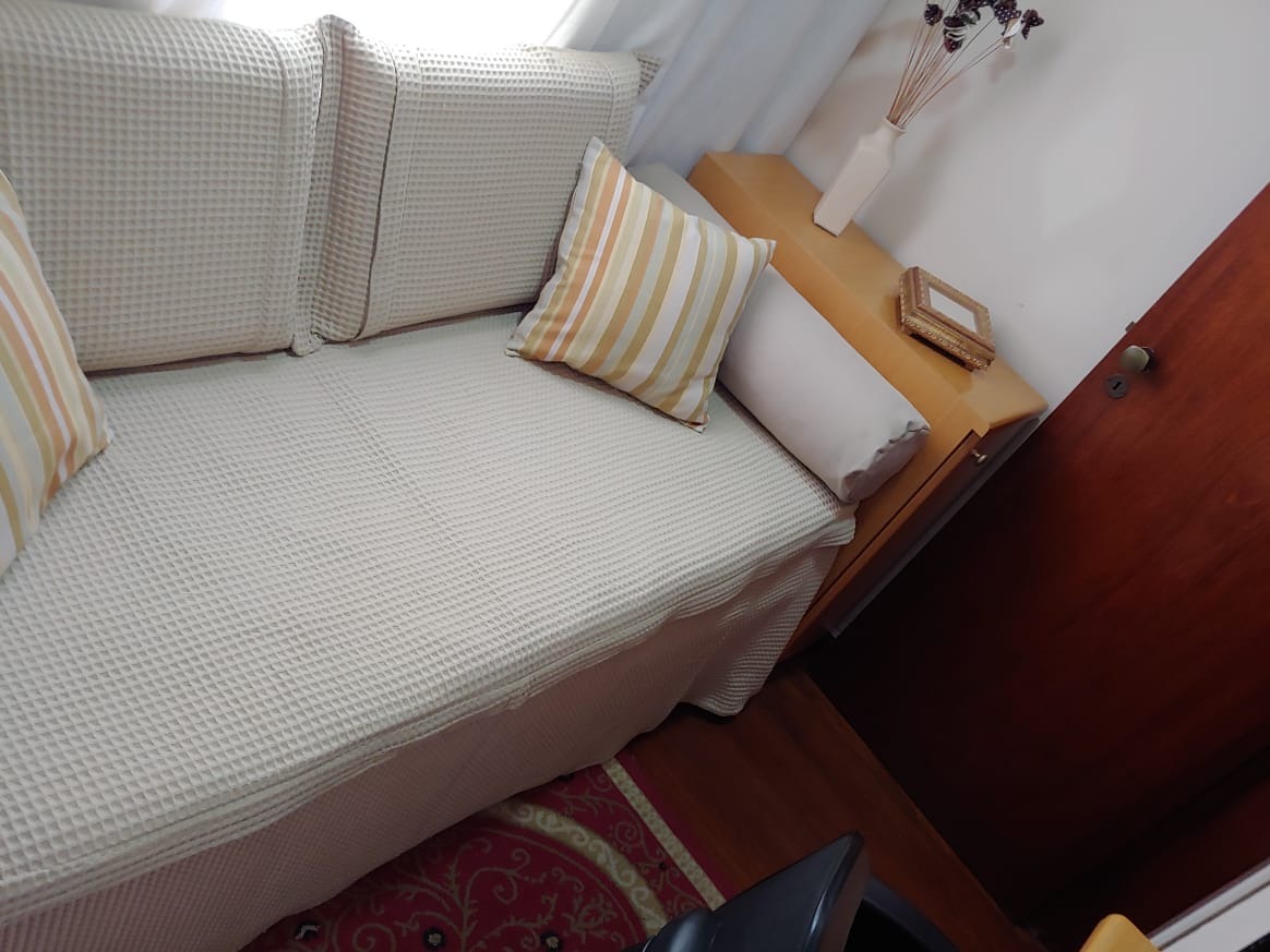 Apartamento à venda com 3 quartos, 80m² - Foto 4