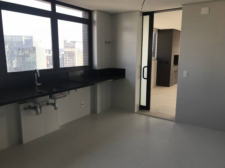 Apartamento à venda com 3 quartos, 322m² - Foto 12