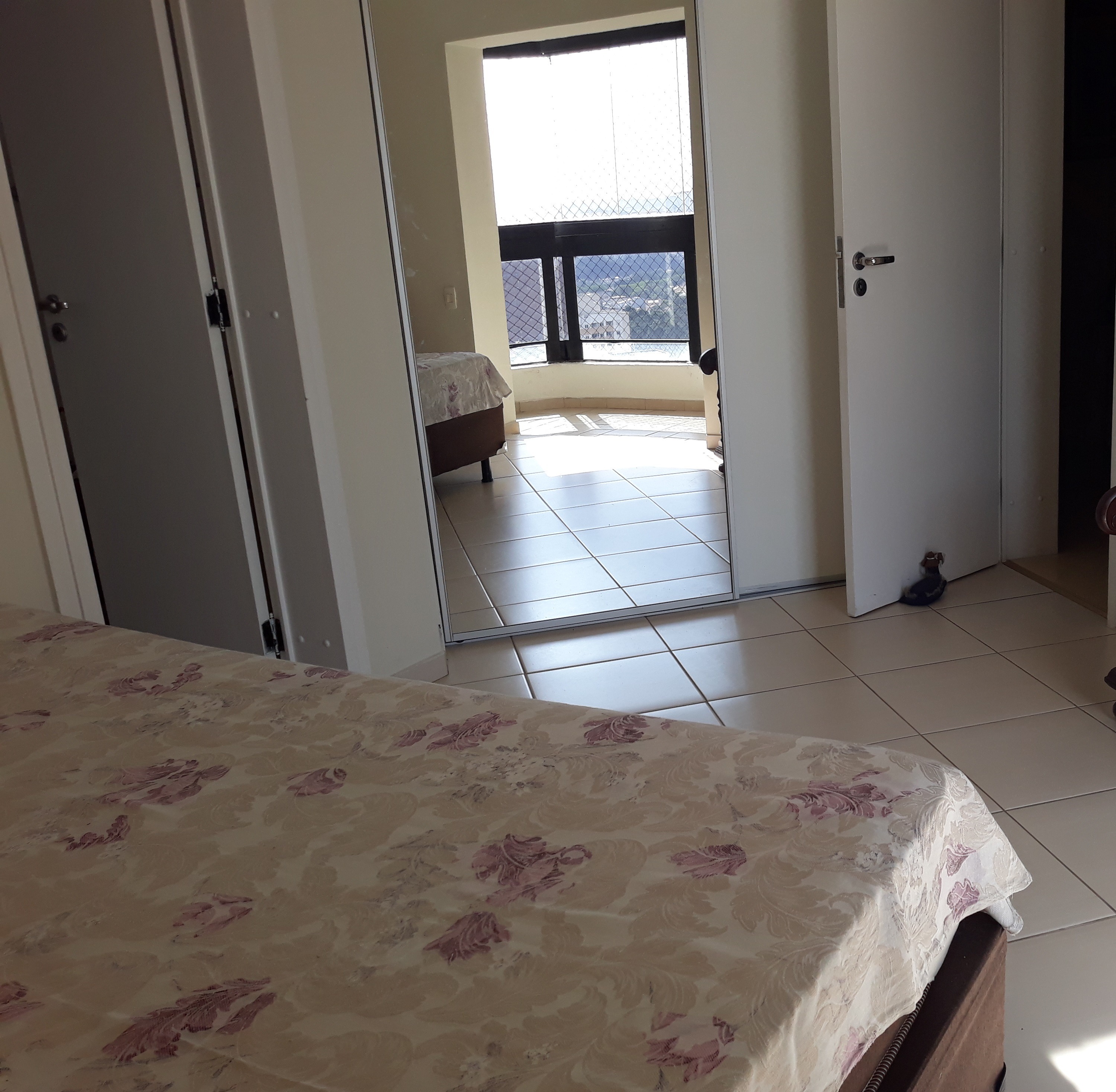 Apartamento à venda com 3 quartos, 210m² - Foto 7