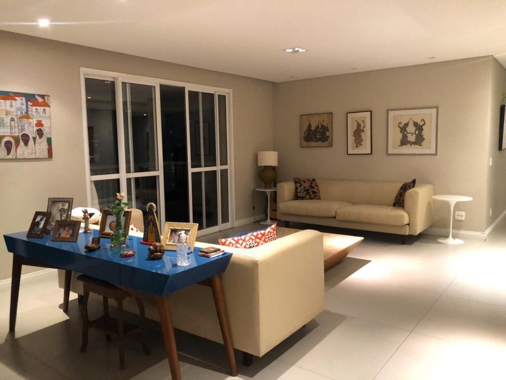 Apartamento à venda com 4 quartos, 223m² - Foto 19