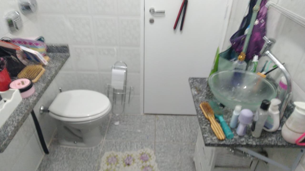 Apartamento à venda com 2 quartos, 69m² - Foto 11