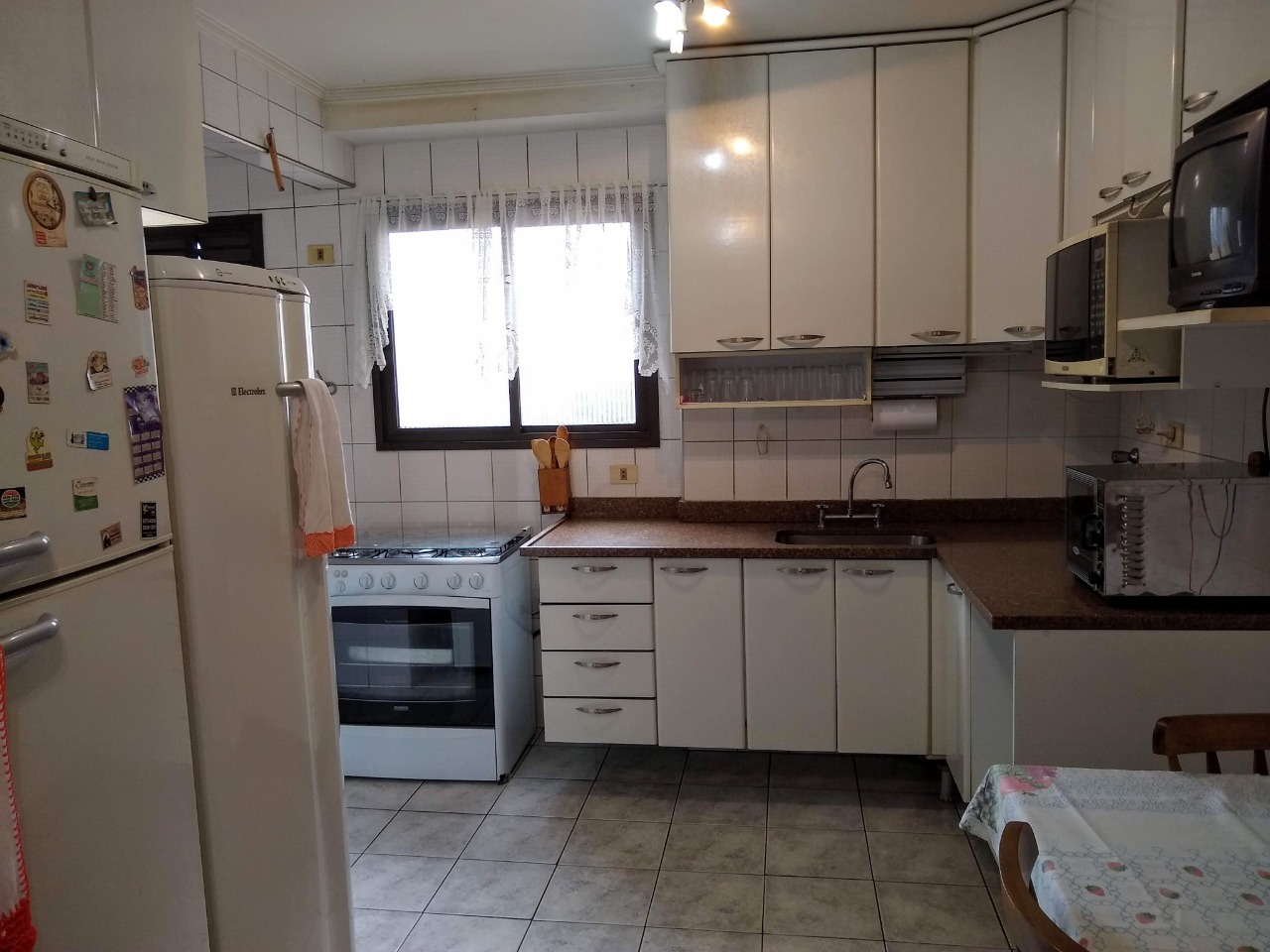 Apartamento à venda com 4 quartos, 137m² - Foto 5