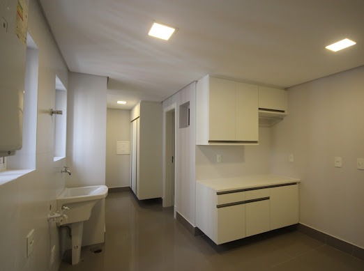 Apartamento à venda e aluguel com 3 quartos, 285m² - Foto 2