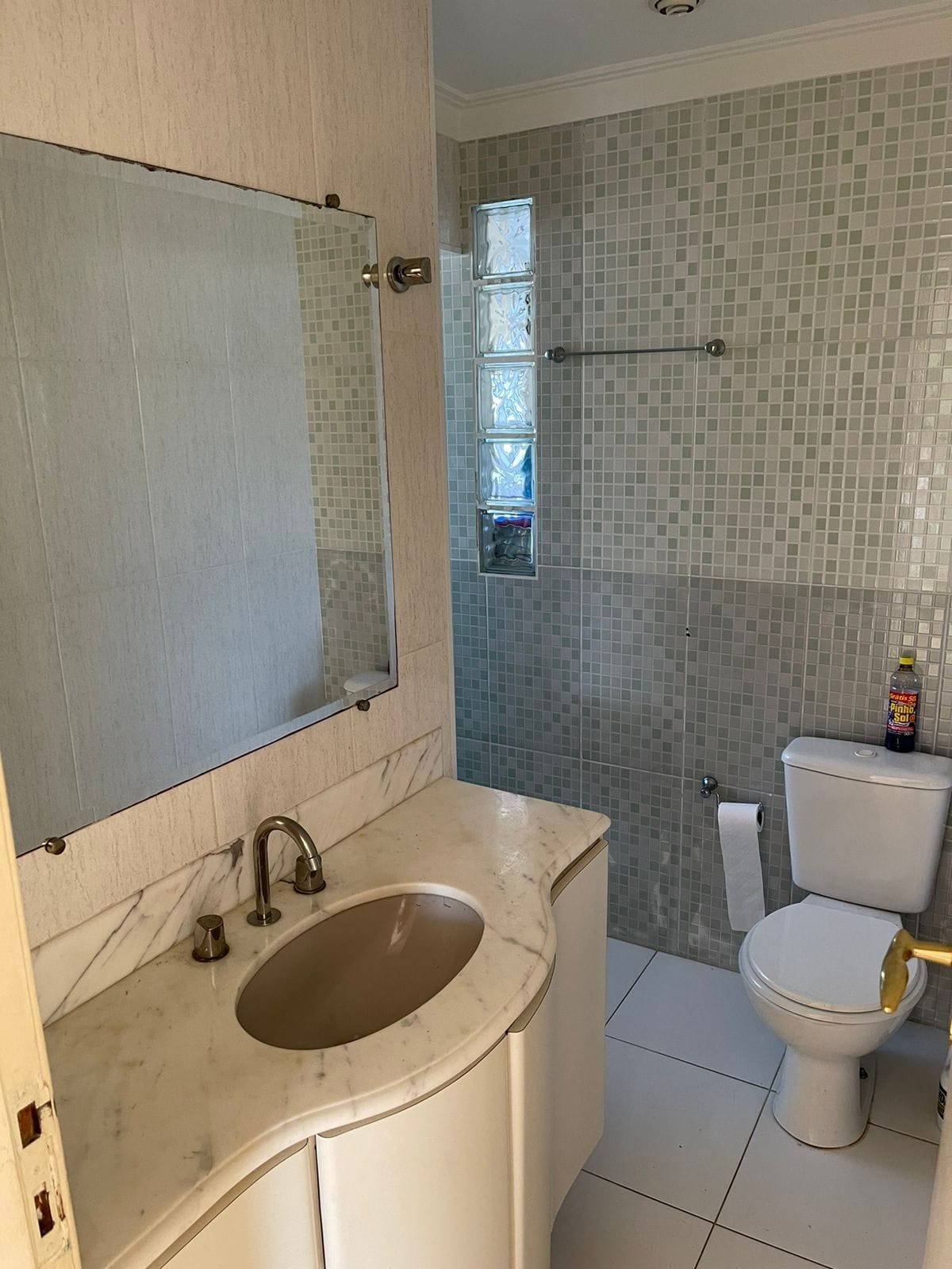 Apartamento à venda com 3 quartos, 67m² - Foto 2