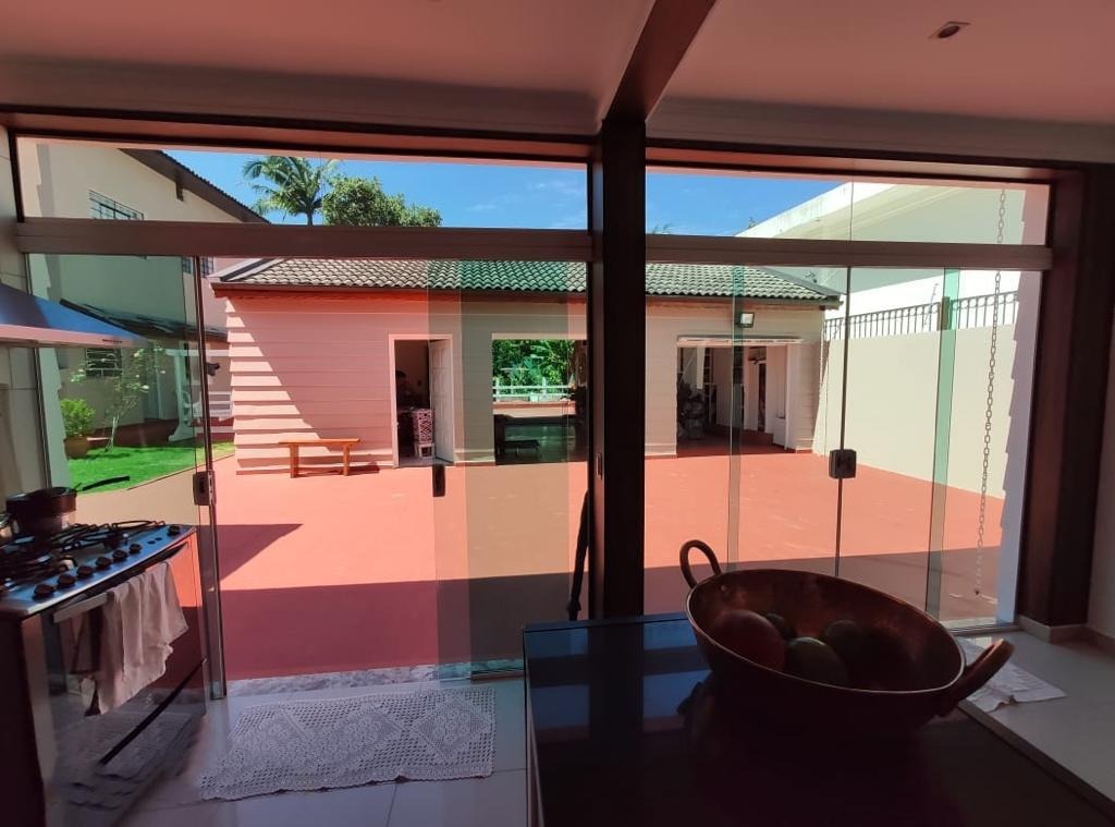 Casa à venda com 4 quartos, 450m² - Foto 30