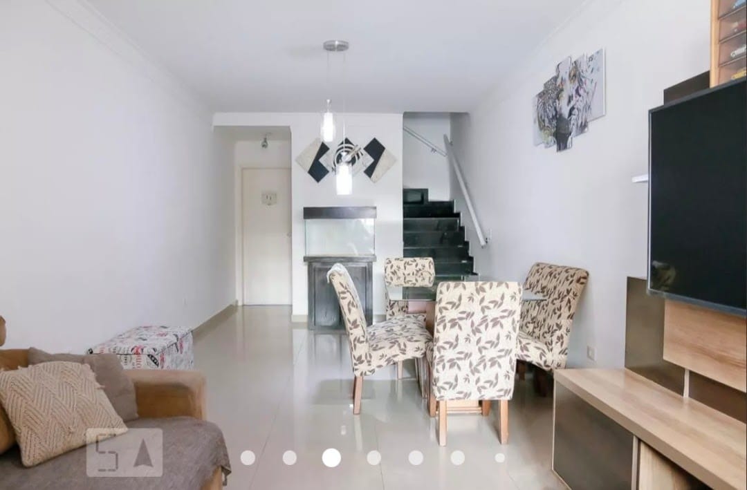 Casa à venda com 3 quartos, 115m² - Foto 1