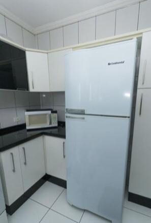 Apartamento à venda com 2 quartos, 64m² - Foto 10