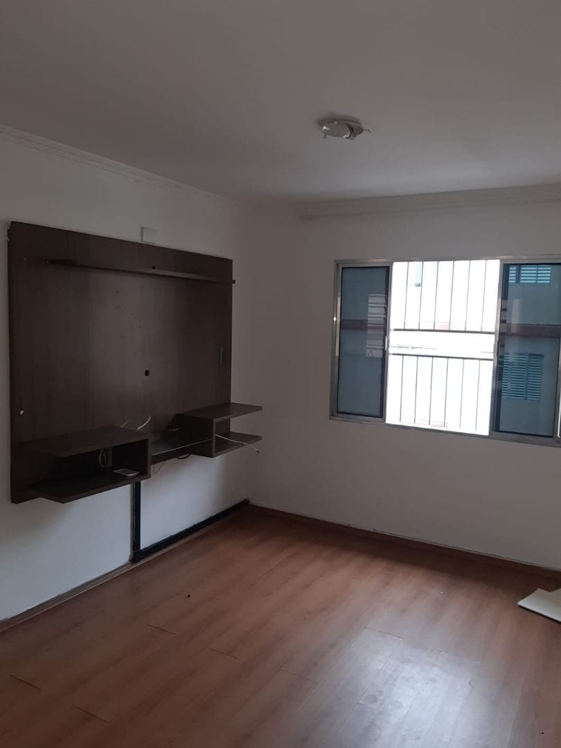 Apartamento à venda com 2 quartos, 64m² - Foto 2