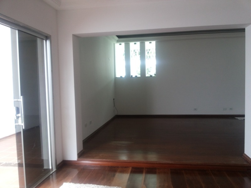 Casa à venda com 3 quartos, 320m² - Foto 13