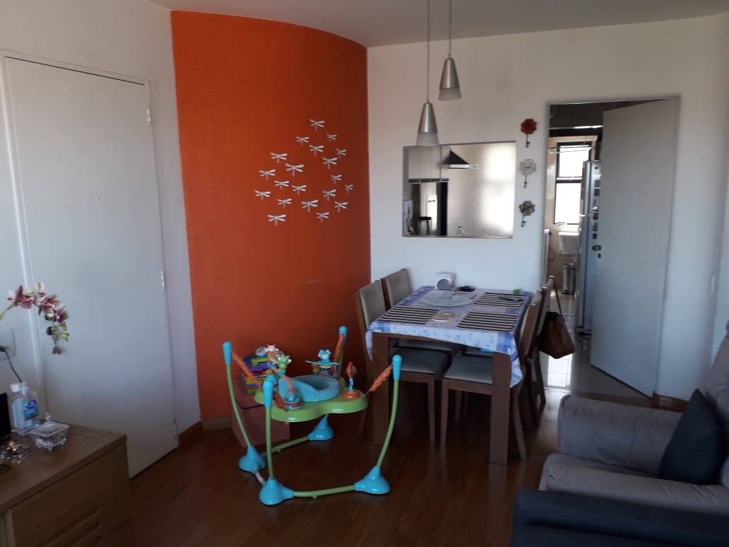 Apartamento à venda com 2 quartos, 57m² - Foto 1