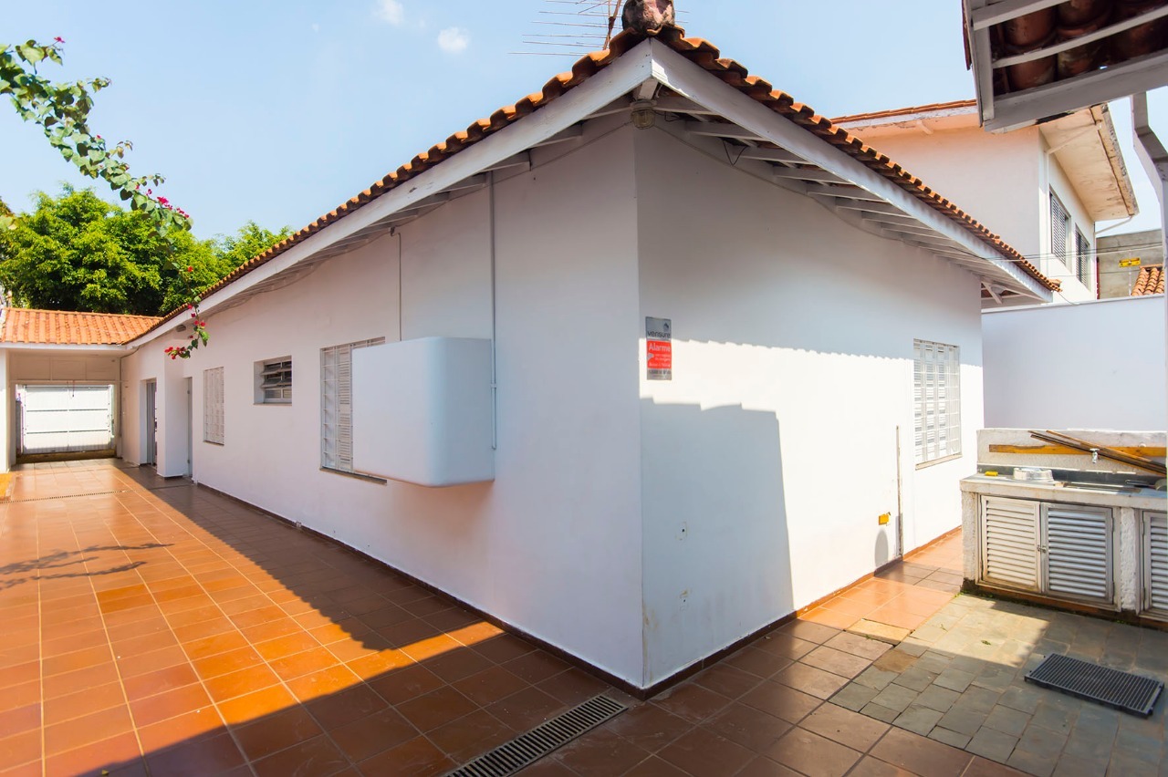 Casa à venda com 3 quartos, 320m² - Foto 24