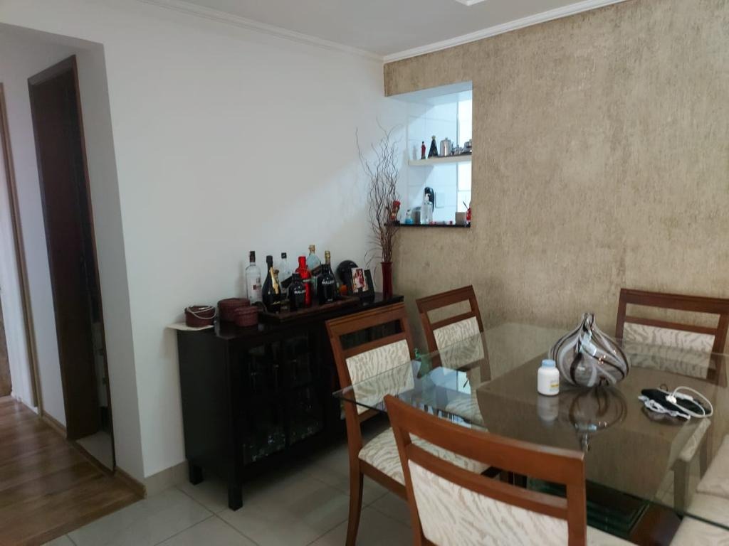 Apartamento à venda com 2 quartos, 90m² - Foto 1