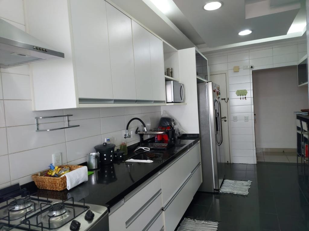 Apartamento à venda com 2 quartos, 90m² - Foto 9