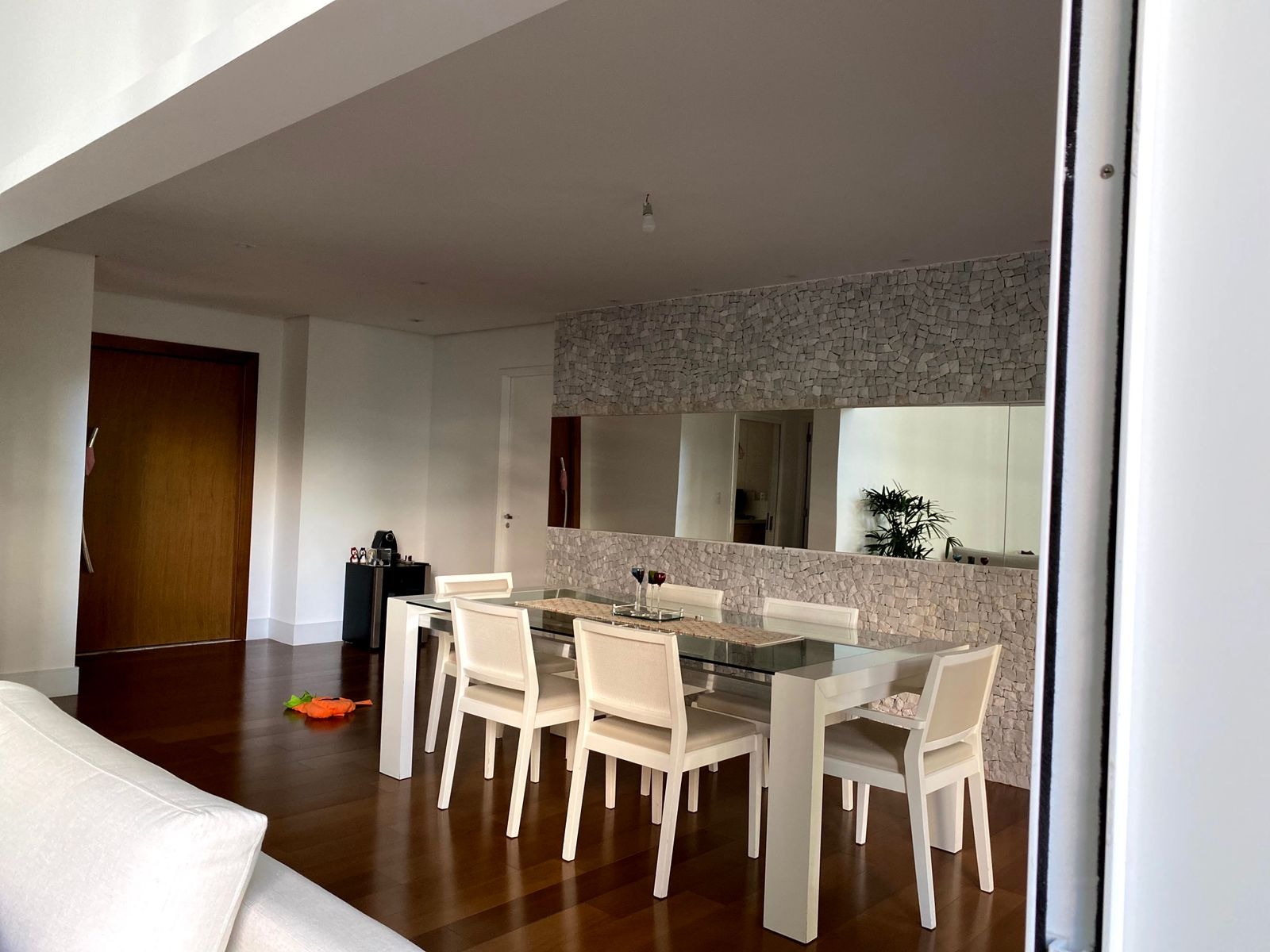 Apartamento à venda com 4 quartos, 238m² - Foto 3