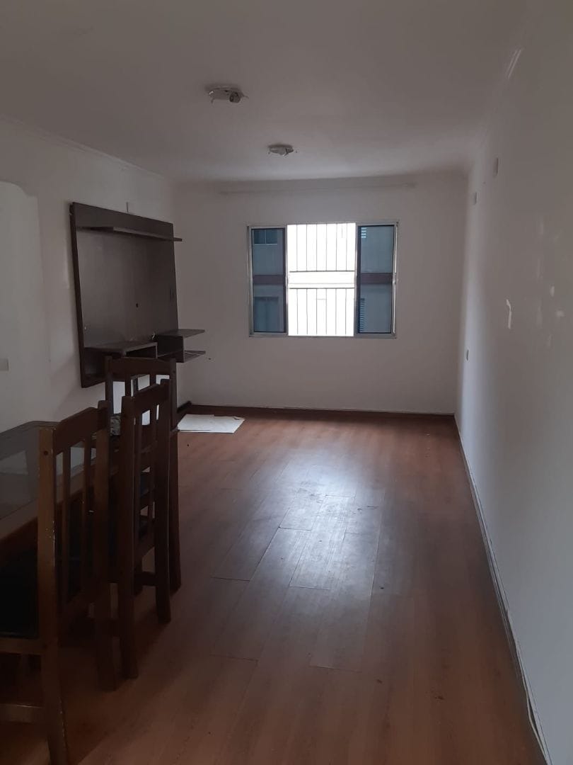 Apartamento à venda com 2 quartos, 64m² - Foto 8