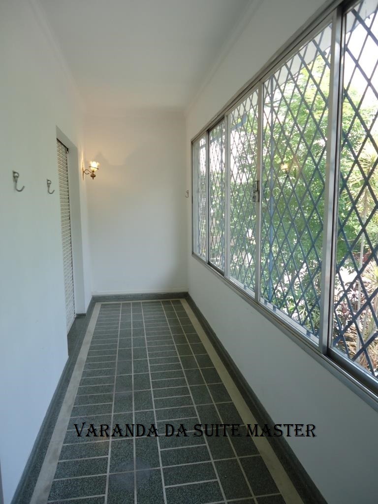 Casa à venda com 5 quartos, 385m² - Foto 18