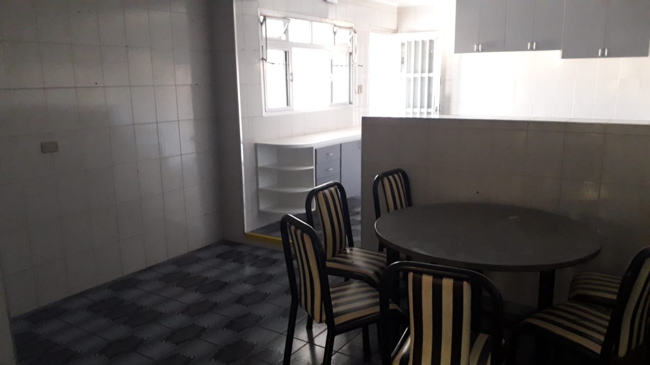 Casa à venda com 4 quartos, 240m² - Foto 30