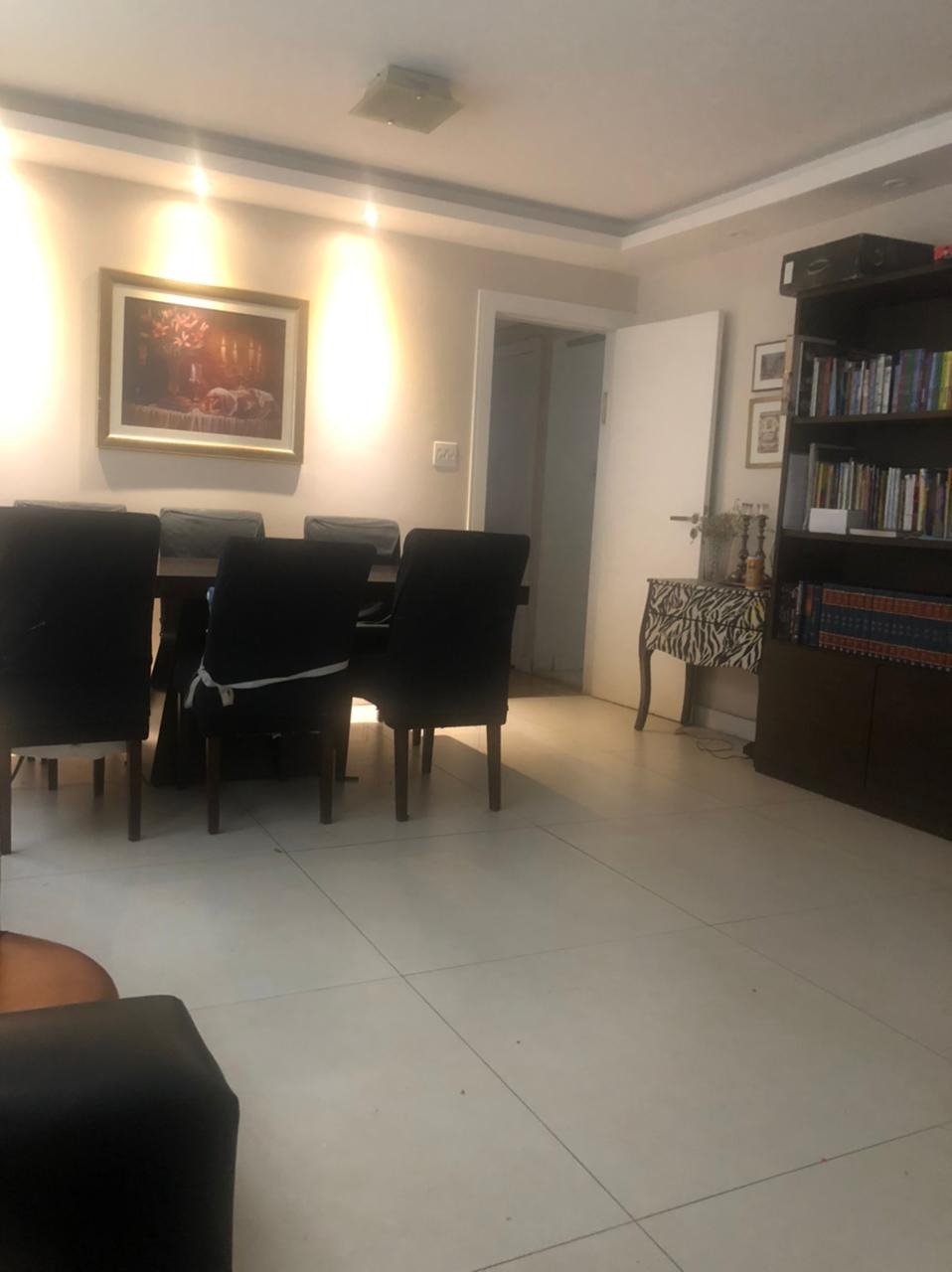 Apartamento à venda com 3 quartos, 100m² - Foto 1