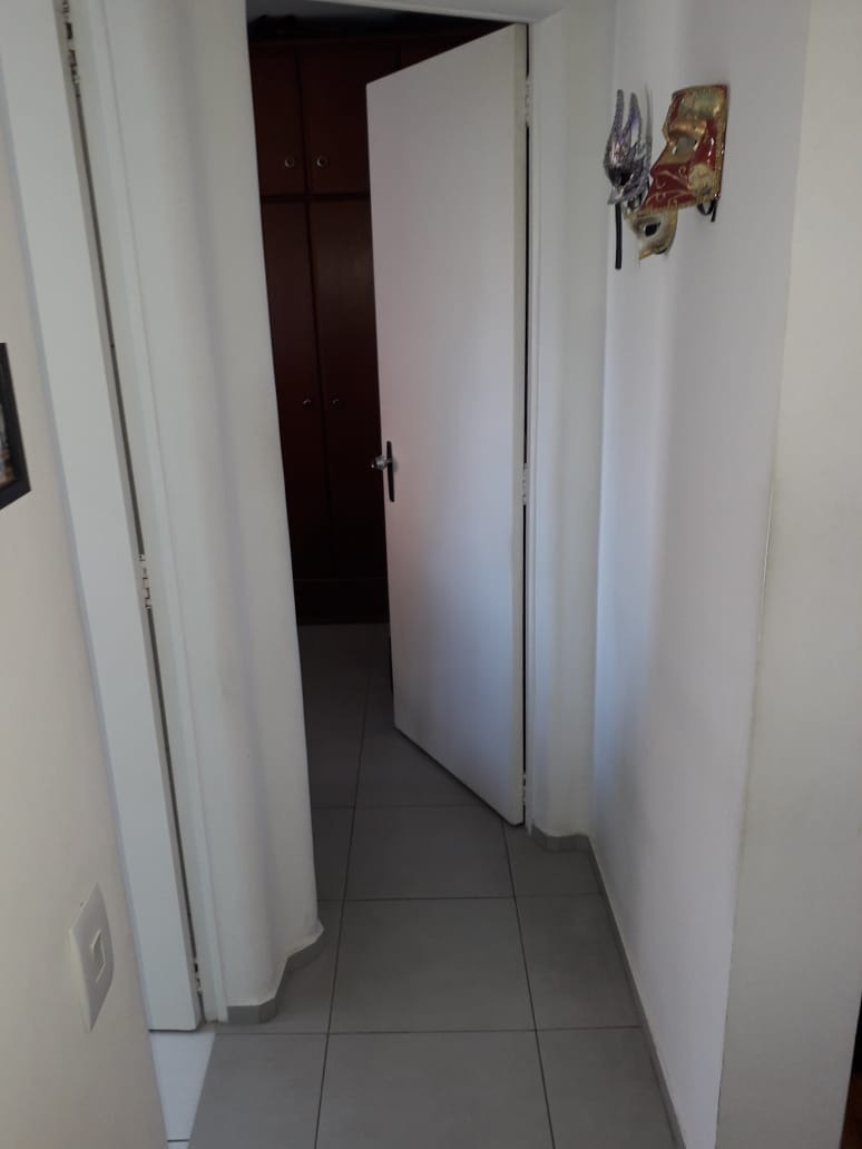 Apartamento à venda com 2 quartos, 57m² - Foto 11