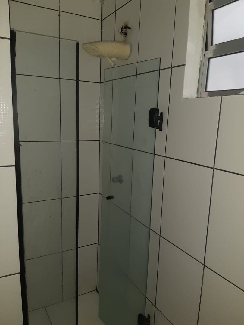 Apartamento à venda com 2 quartos, 64m² - Foto 11