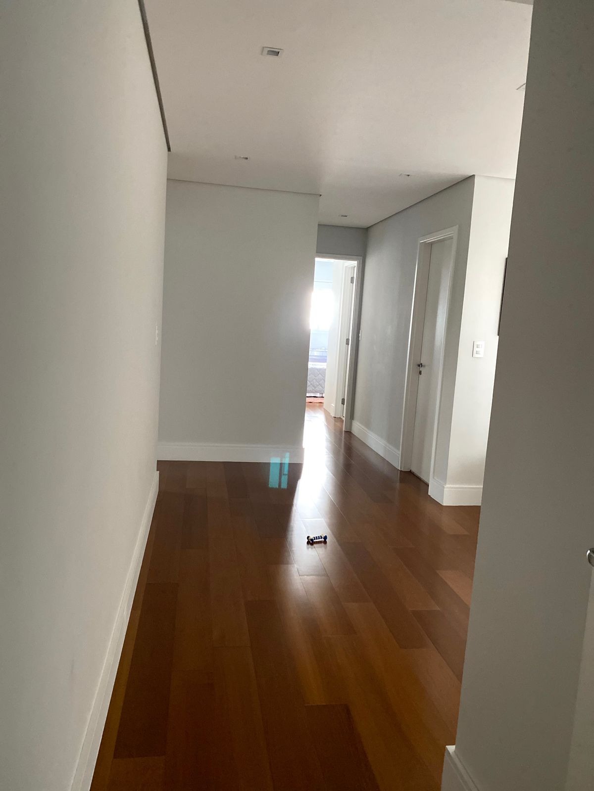 Apartamento à venda com 4 quartos, 238m² - Foto 10