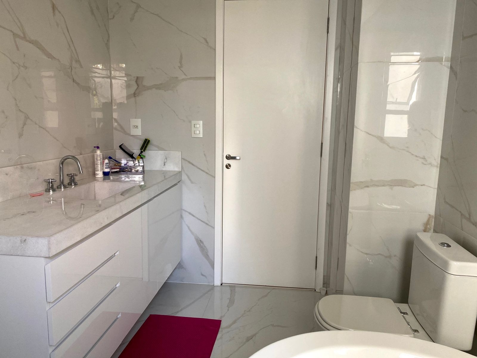 Apartamento à venda com 4 quartos, 238m² - Foto 4