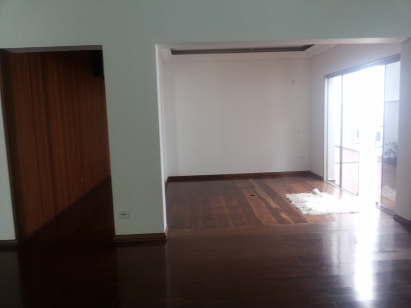 Casa à venda com 3 quartos, 320m² - Foto 14