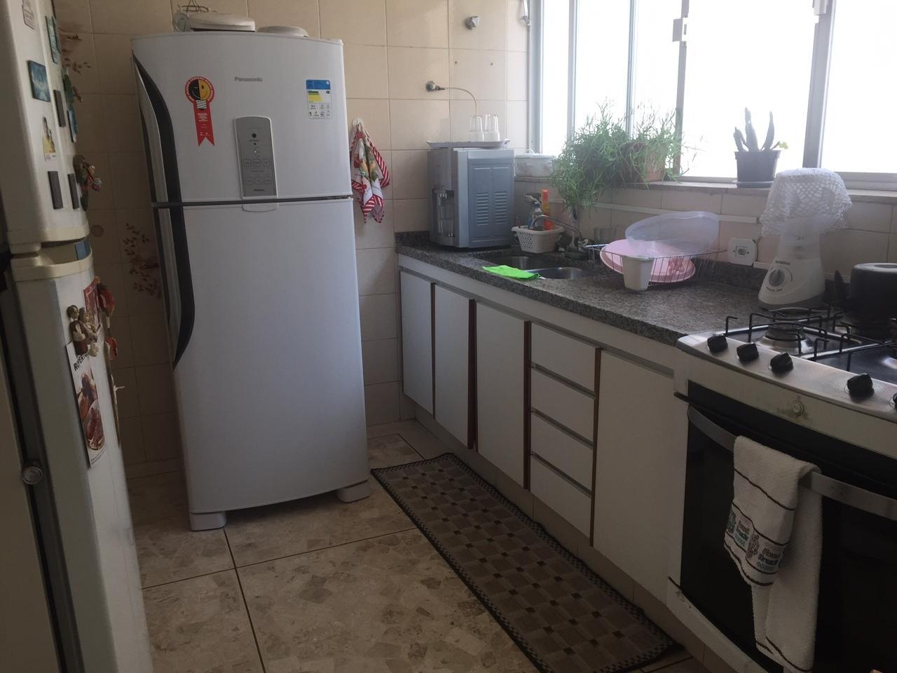 Apartamento à venda com 3 quartos, 256m² - Foto 2