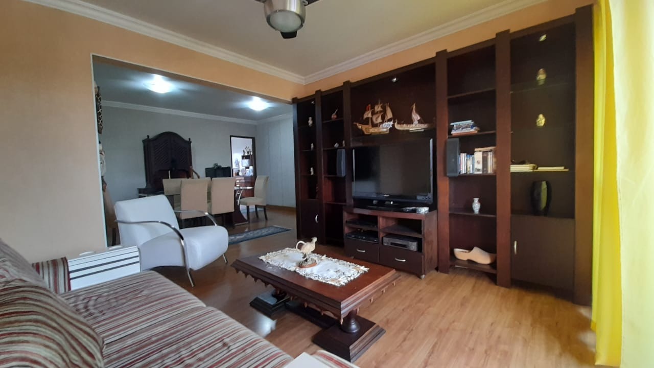 Apartamento à venda com 3 quartos, 114m² - Foto 1