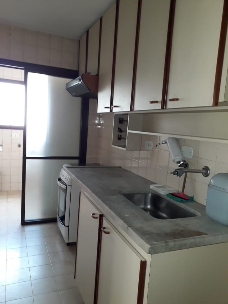 Apartamento à venda com 3 quartos, 97m² - Foto 22