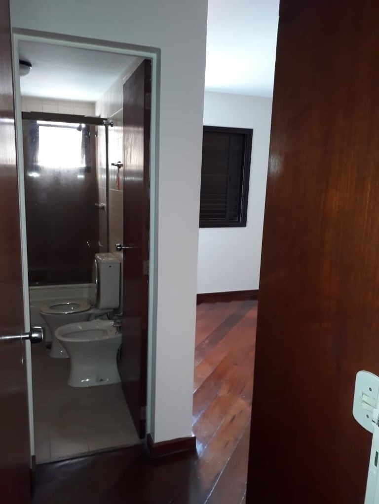 Apartamento à venda com 3 quartos, 97m² - Foto 8