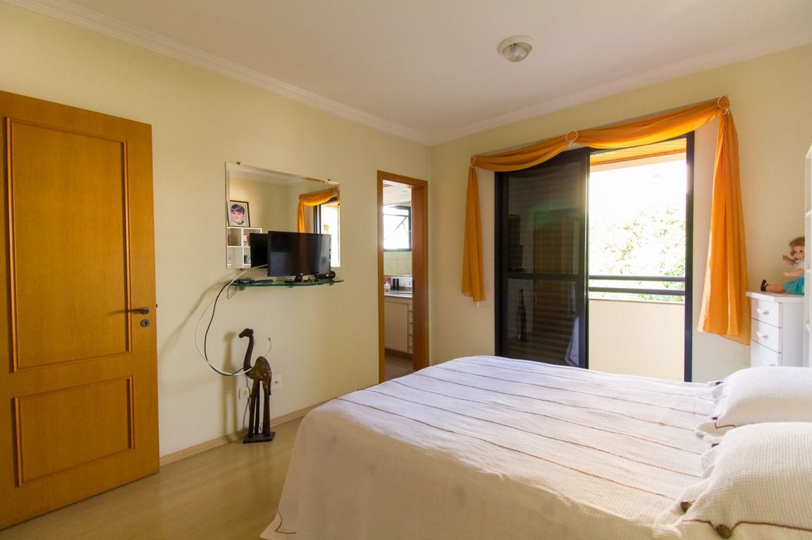 Apartamento à venda com 3 quartos, 98m² - Foto 30