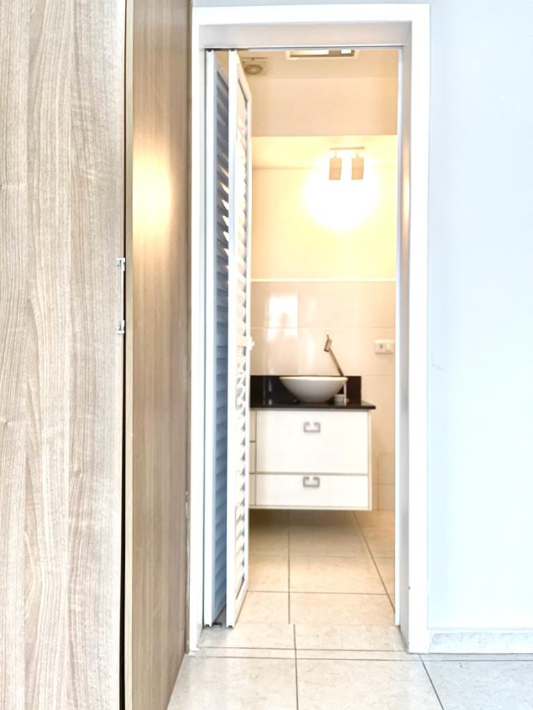 Apartamento à venda com 1 quarto, 68m² - Foto 16