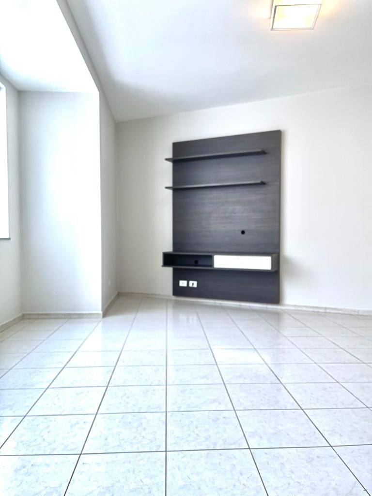 Apartamento à venda com 1 quarto, 68m² - Foto 25