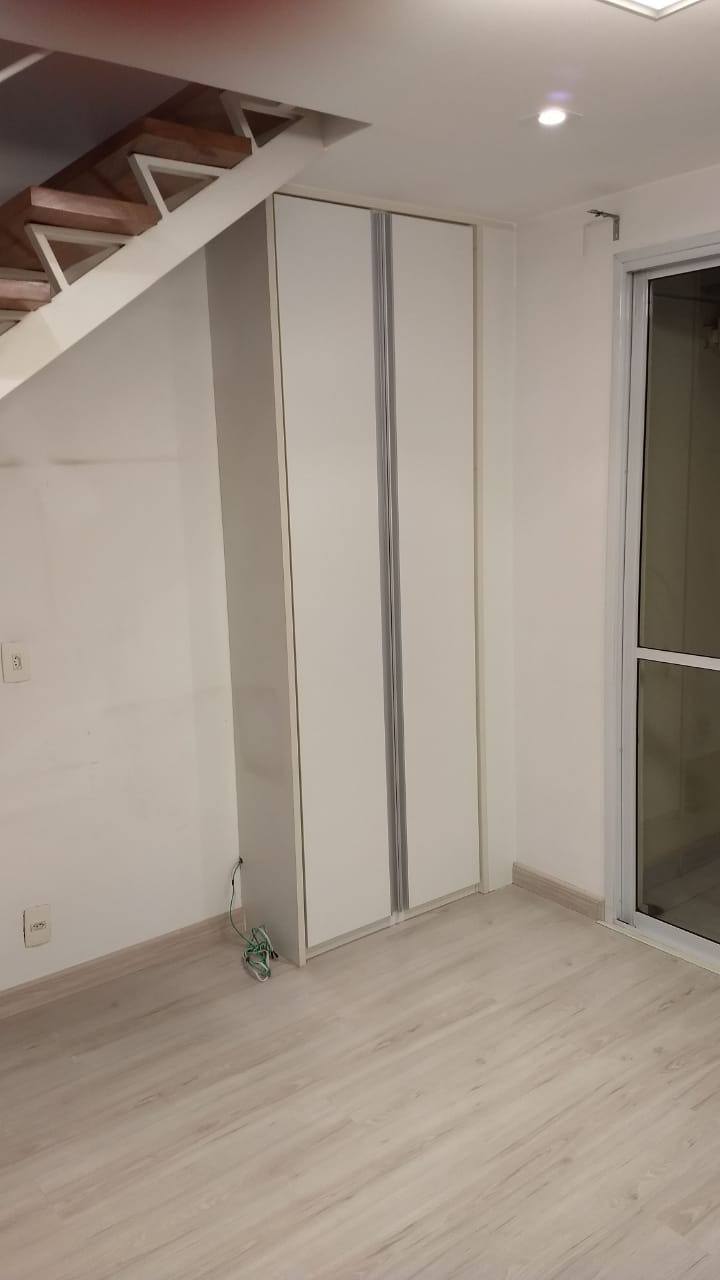 Apartamento à venda com 2 quartos, 85m² - Foto 17