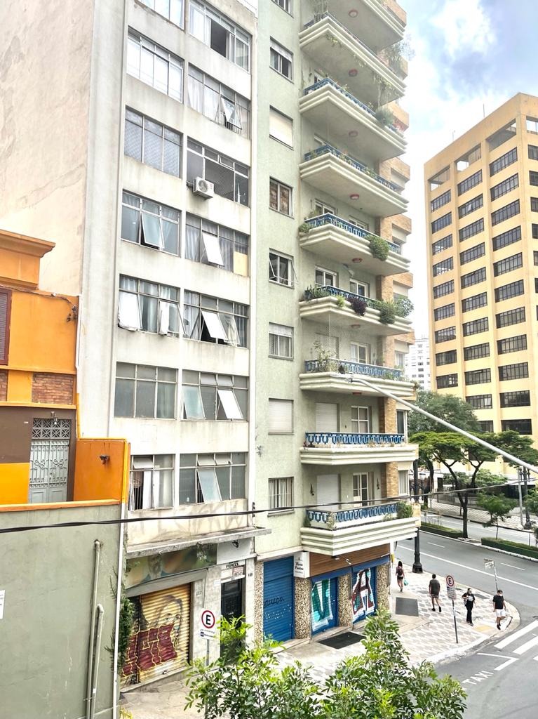 Apartamento à venda com 1 quarto, 68m² - Foto 2