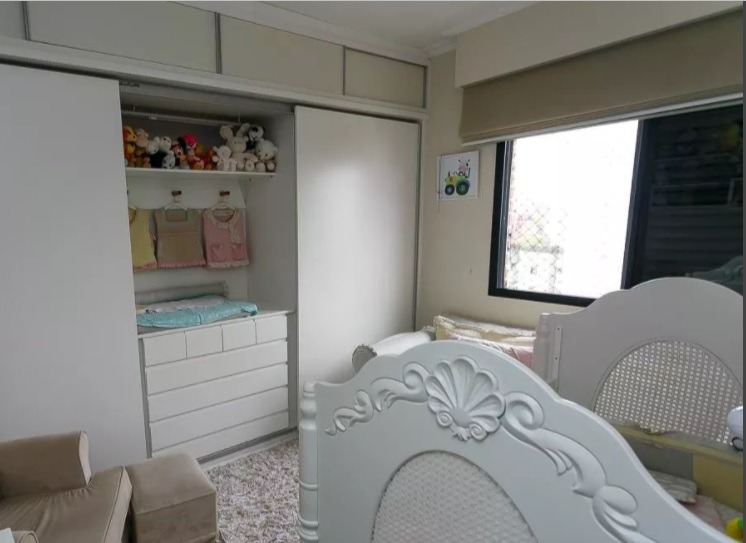 Apartamento à venda com 3 quartos, 145m² - Foto 10