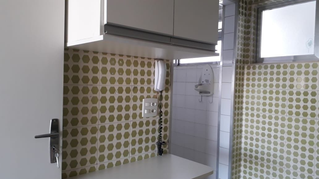 Apartamento à venda com 1 quarto, 52m² - Foto 2