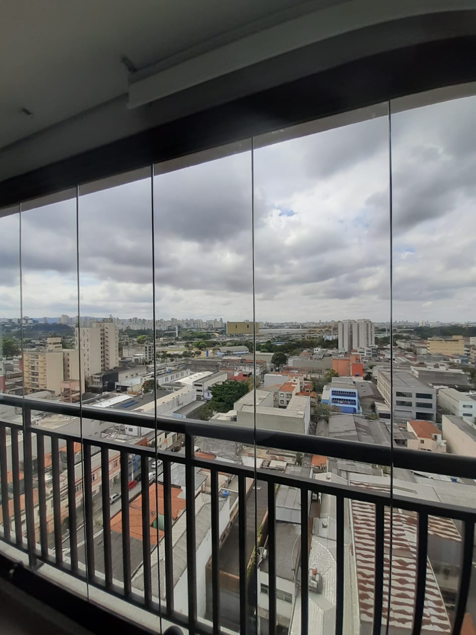 Apartamento à venda com 1 quarto, 30m² - Foto 2