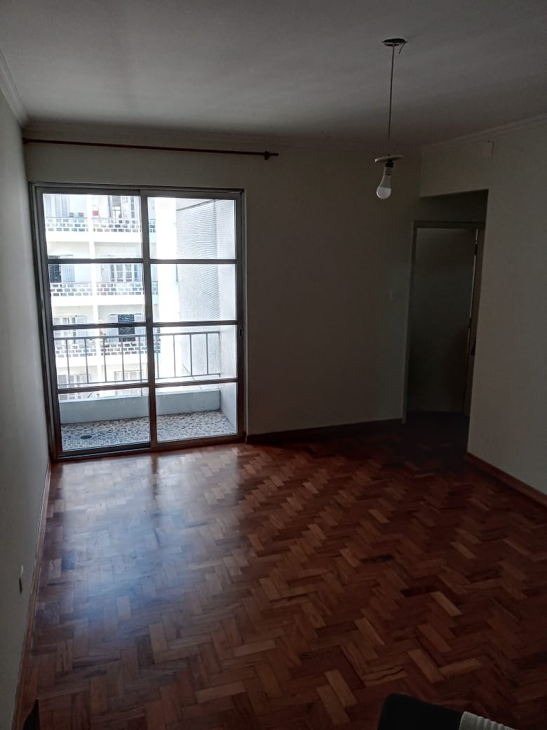 Apartamento à venda com 3 quartos, 80m² - Foto 9