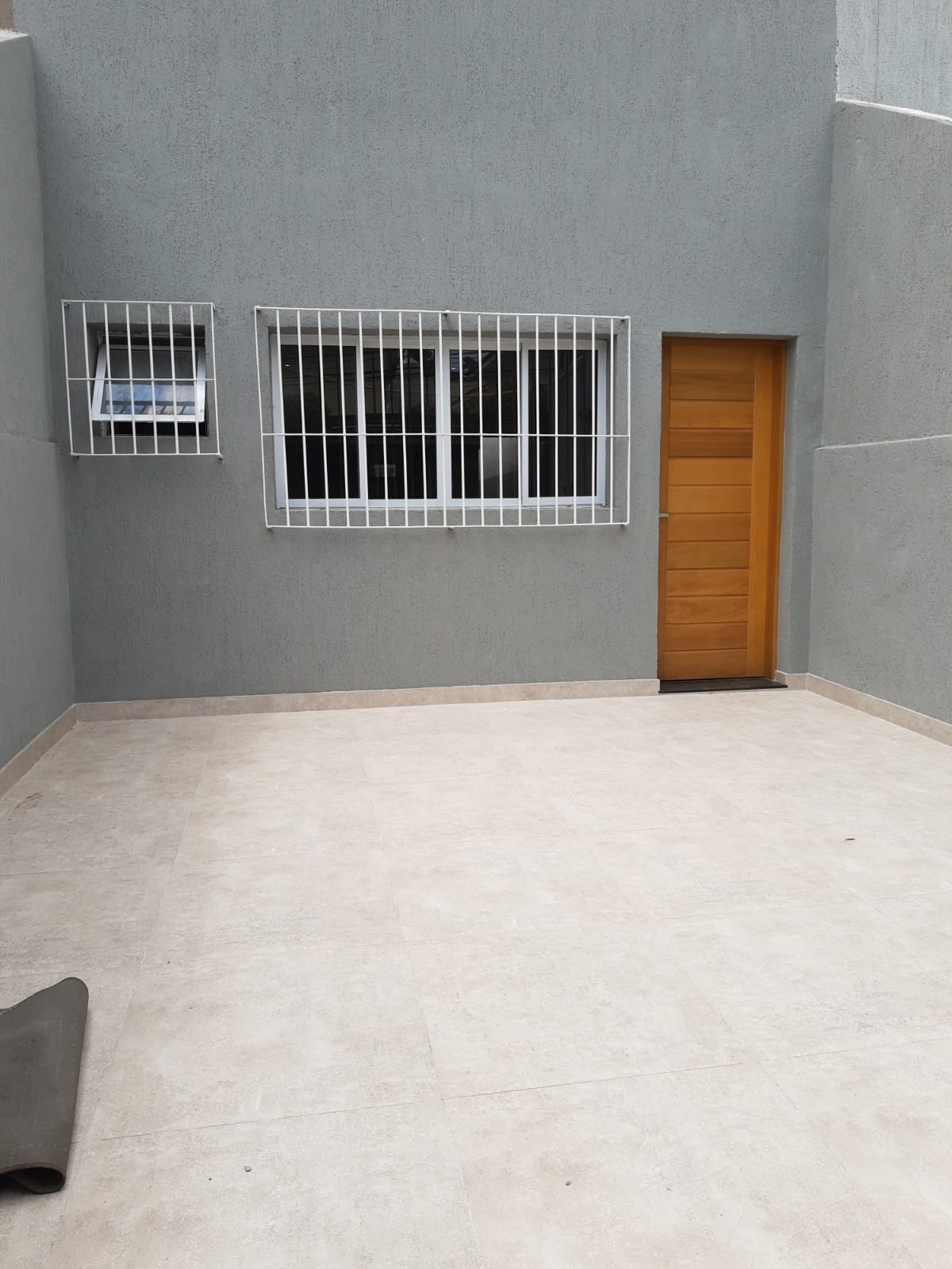 Casa à venda com 2 quartos, 120m² - Foto 2