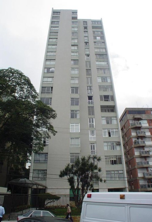 Apartamento à venda com 3 quartos, 220m² - Foto 1